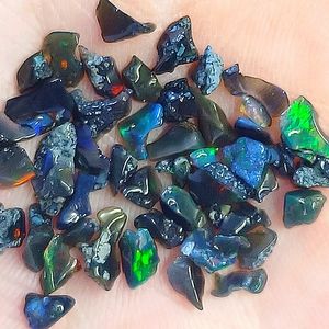 40Pcs Lot AAA Natural Multi Flash Ethiopian Opal Rough Welo Fire Opal Gemstone